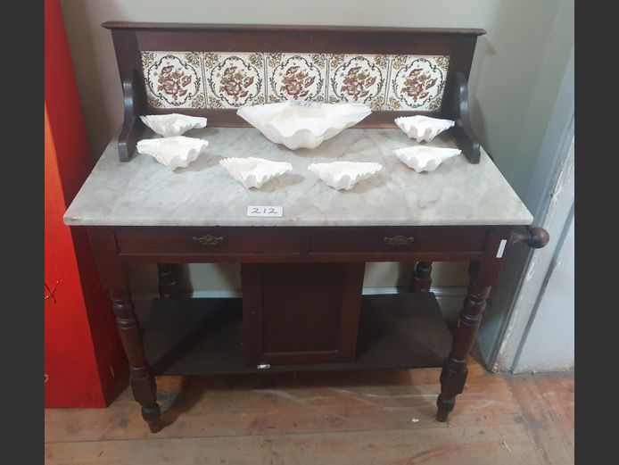 MAHOGANY SINGLE DOOR WASH STAND WITH MARBLE TOP & TILED SPASH BACK, 98 x 46 x 97cm