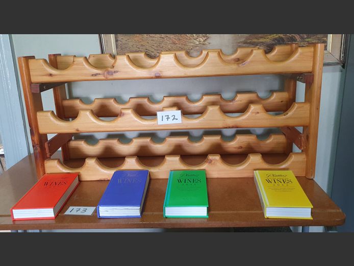 OREGON PINE 3-TIER WINE RACK & WINE GUIDES