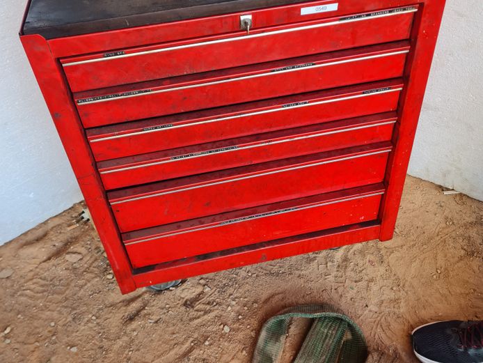 6 DRAWER RED MOBILE TOOLBOX - EMPTY