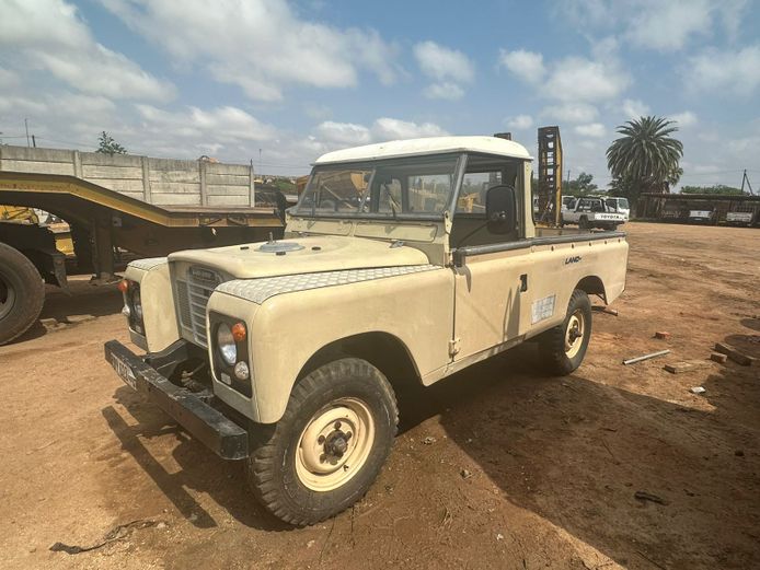 Land Rover series 3