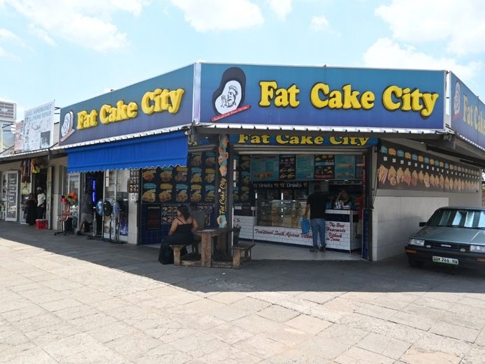 RETAIL BUILDING IN RUSTENBURG