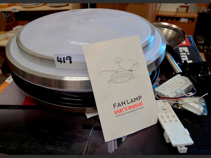 CEILING FAN LIGHT, 50cm Diameter [Untested]