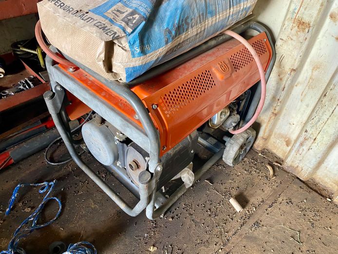 HUSQVARNA 7,5 KW PETROL GENERATOR