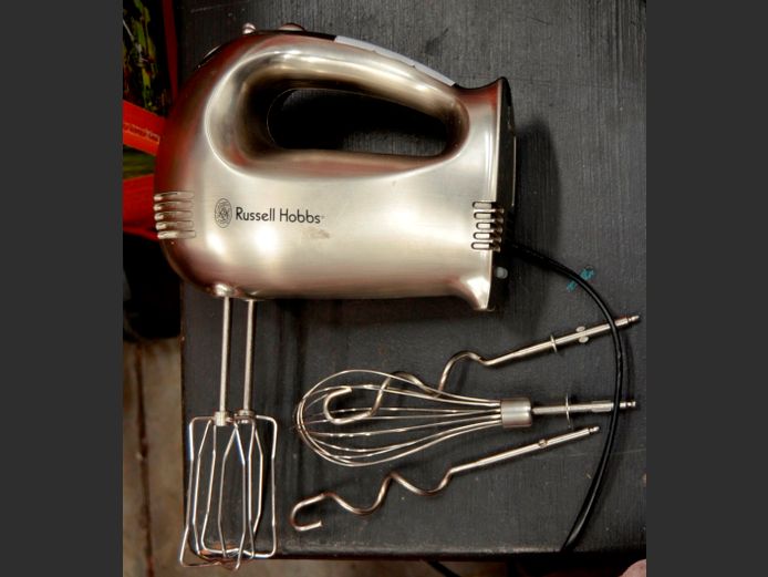 RUSSELL HOBBS HAND MIXER WITH ATTACHMENTS [Switches on, untested further]
