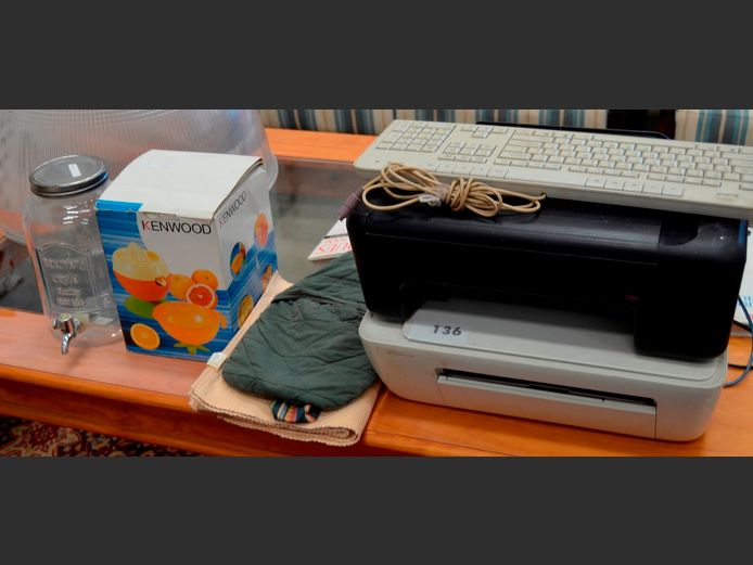 LOT: 2 x HP PRINTERS, KENWOOD JUICER, KEYBOARD, etc [Untested] [5,15,18]
