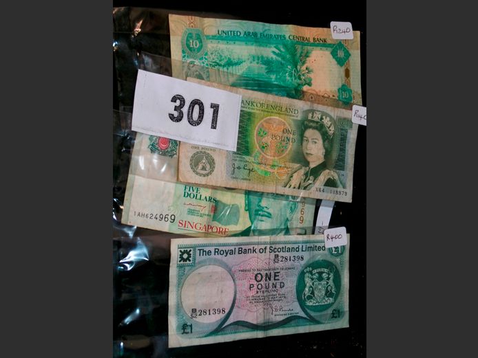 NOTES: ENGLISH & SCOTTISH POUND, etc