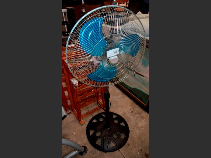 CONDERE PEDESTAL FAN [Working]