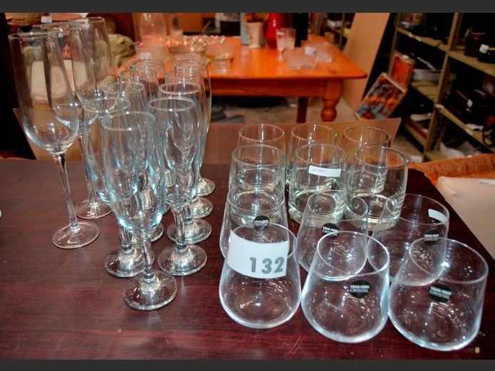CHAMPAGNE FLUTES, WHISKY GLASSES, etc