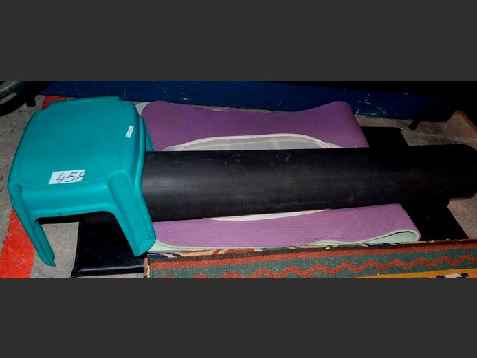 LOT: YOGA MATS,  ROLLER & PLASTIC STEP STOOL