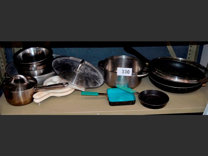 STAINLESS STEEL POT, FRYING PANS, MIXING BOWLS, etc