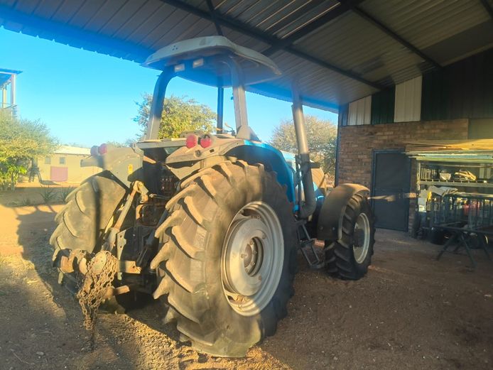 Landini 125 Powerfarm (4x4) Tractor