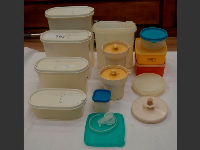 VARIOUS TUPPERWARE CONTAINERS