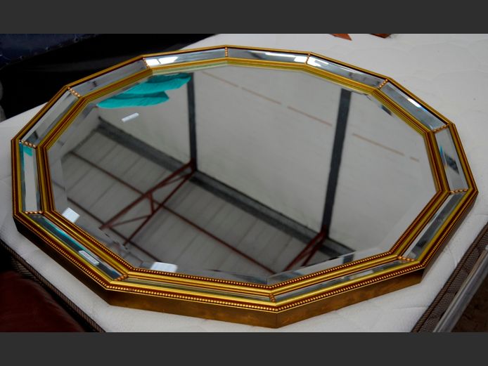 LARGE BEVELLED MIRROR, 101cm Diameter