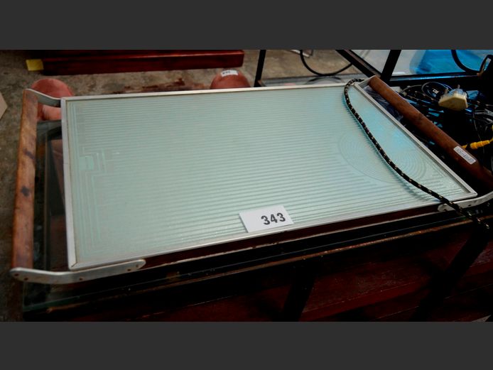 SALTON HOTTRAY, 76 x 39cm [Switches on, untested further]