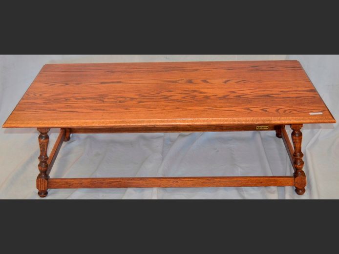 ADAM BEDE OAK COFFEE TABLE, 120 x 60 x 38cm
