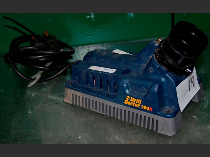 DRILL DOCTOR 360X DRILL BIT SHARPENER [Switches on, untested further]