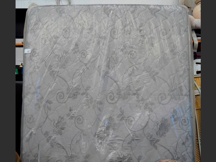 DECOFURN DOUBLE MATTRESS