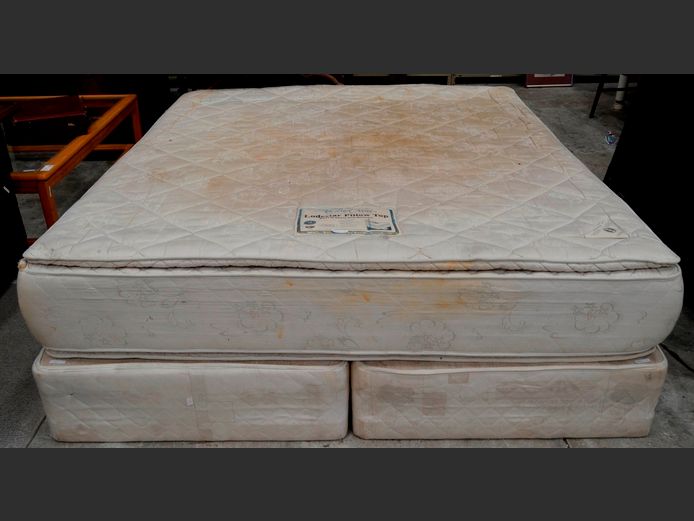 CLOUD NINE PILLOW TOP KING SIZE BED SET: MATTRESS ON TWIN BASES [Stained, needs re-covering, no feet]