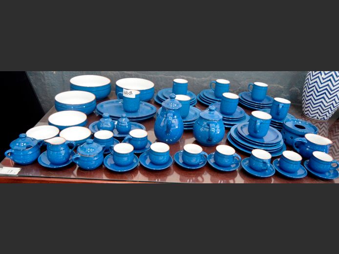 BLUE STONEWARE 79-PIECE PART DINNER SERVICE