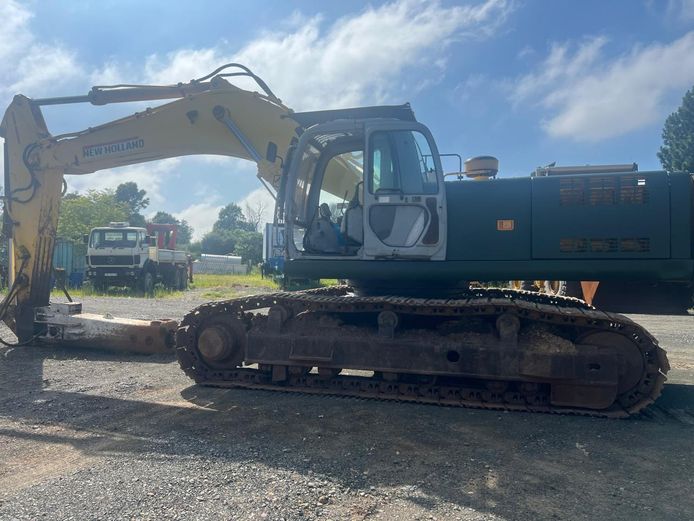 New Holland E485 Excavator (50Ton) Tecman 50T Hydraulic Hammer