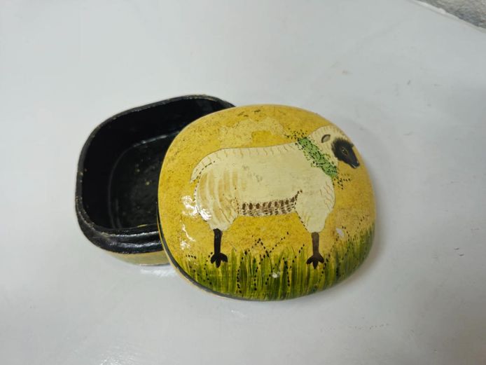 Hand-Painted Vintage Papier-Mâché Sheep Trinket Box