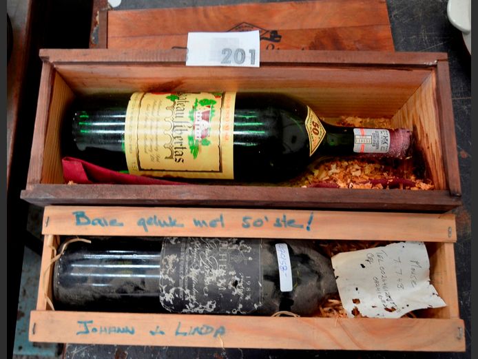 CHATEAU LIBERTAS & THELEMA RED WINES IN WOODEN PRESENTATION CASES [Condition of contents unknown]