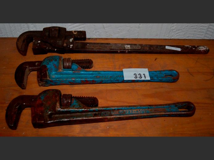 LOT: 3 x MONKEY WRENCHES