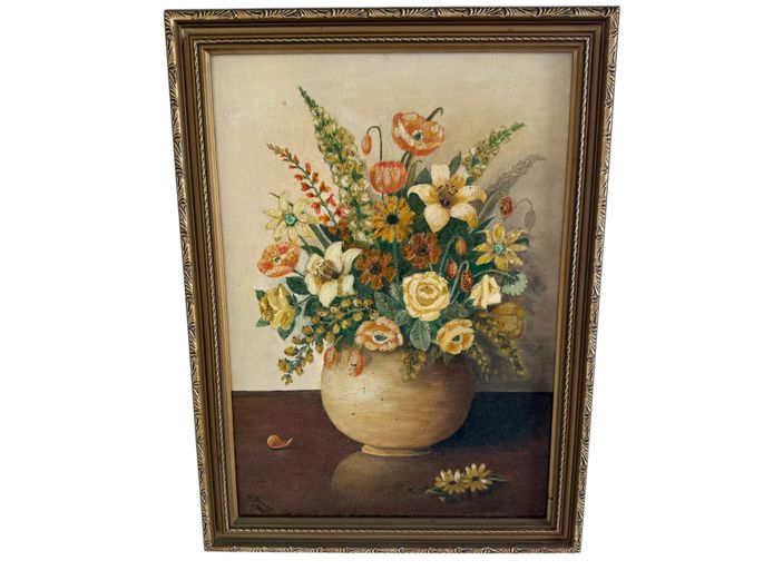 Vintage Floral Oil Painting in Ornate Frame