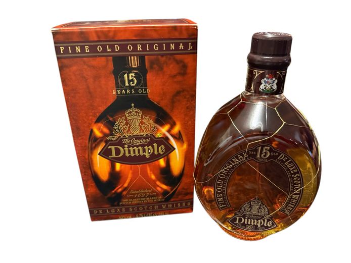The Dimple - The Original 15 Year Old Scotch Whisky 