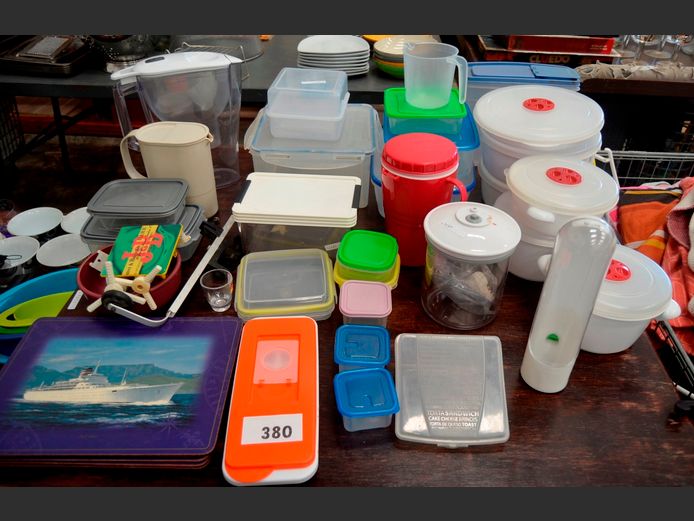 MICROWAVE STEAM BOWLS WITH LIDS, ADDIS STORAGE CONTAINERS WITH LIDS, etc