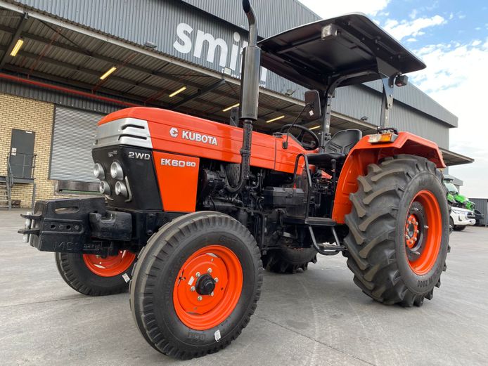 Kubota EK6060 2wd  44kW