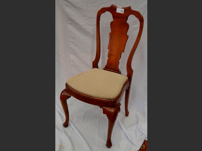 QUEEN ANNE STYLE MAHOGANY DINING CHAIR