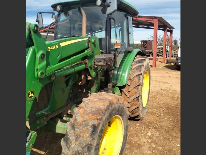 2018 John Deere 5105M Cab with front loader