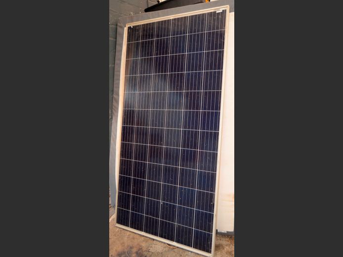 CANADIAN SOLAR 325W SOLAR PANEL, 196 x 99cm [Used]