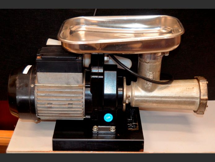 REBER NO. 22 ELECTRIC MINCER [Switches on, untested further]