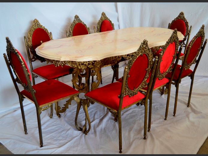 GILT CAST IRON DINING TABLE WITH RESIN TOP & 8 MATCHING CHAIRS, 189 x 89 x 76cm