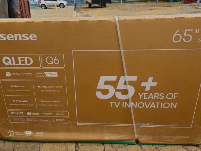 HISENSE 65" Q6 SERIES QLED TV
