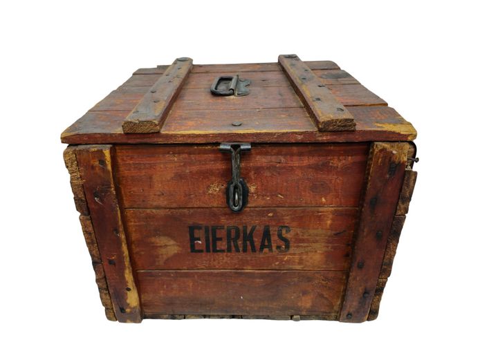 Mid-20th Century South African Bilingual Wooden Egg Crate ("Eierkas")
