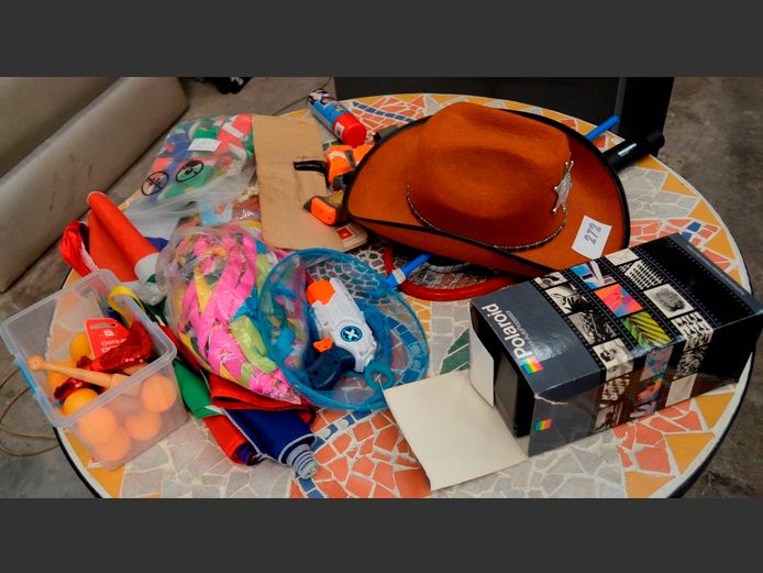 ASSORTED TOYS
