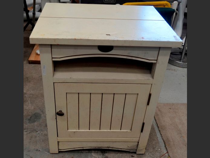 PLANTATION CREAM PAINTED SINGLE DOOR PEDESTAL, 55 x 45 x 66cm [Needs re-painting]