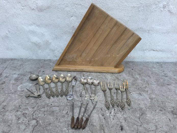 Assorted Vintage Silver-Plated Flatware & Wooden AMC Knife Block