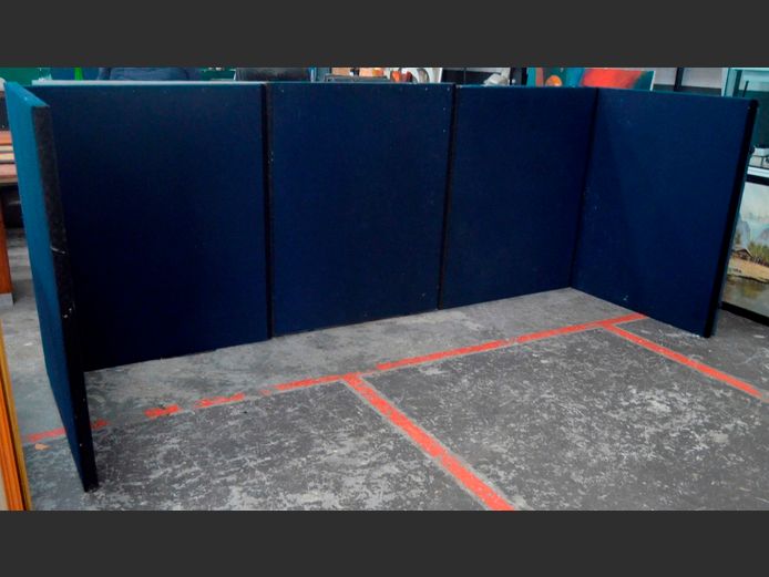 LOT: 5 x  BLUE OFFICE PARTITIONING