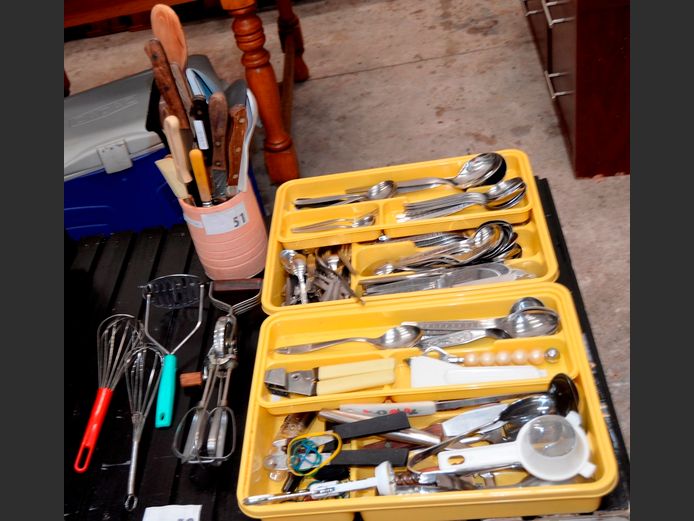 KITCHEN UTENSILS, CUTLERY, CUTLERY TRAYS, etc