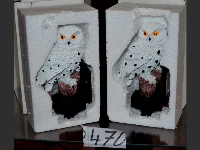 PAIR EASY LIFE GLOWING SOLAR OWLS [Untested]