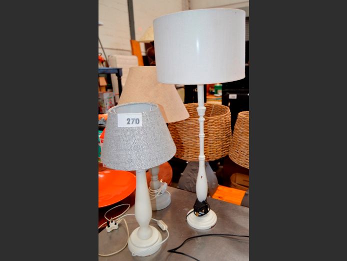 LOT OF 3: GREY & WHITE LAMPS WITH SHADES, 79cm, 65cm & 53cm High