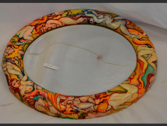 CAST IRON FRAMED & BEVELLED MIRROR, 48cm Diameter [Frame damaged]