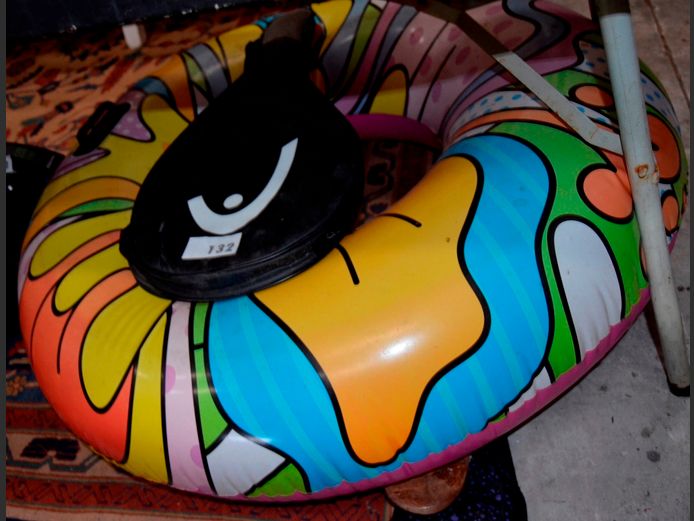 HOCKEY STICKS, TENNIS RACQUETS, INFLATABLE TUBE, etc