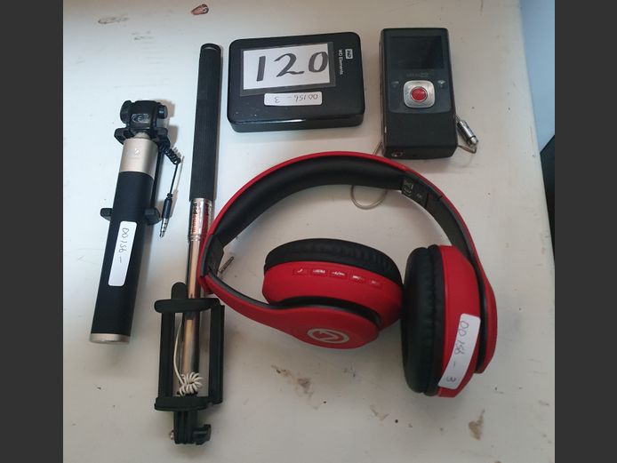 LOT: SELFIE STICK, HEADPHONES, EXTERNAL HARDDRIVE, etc [Untested]