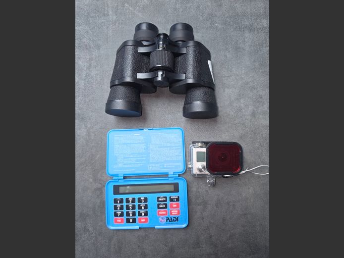 CPC MOONRAKAR BINOCULARS PADI MULTI LEVEL DIVE PLANNER UNDERWATER  GO PRO CAMERA