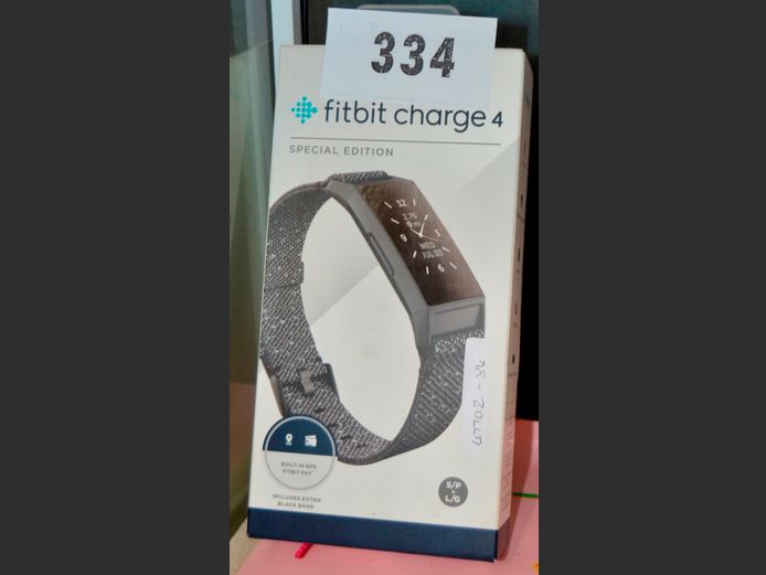FITBIT CHARGE 4 WATCH [Untested]